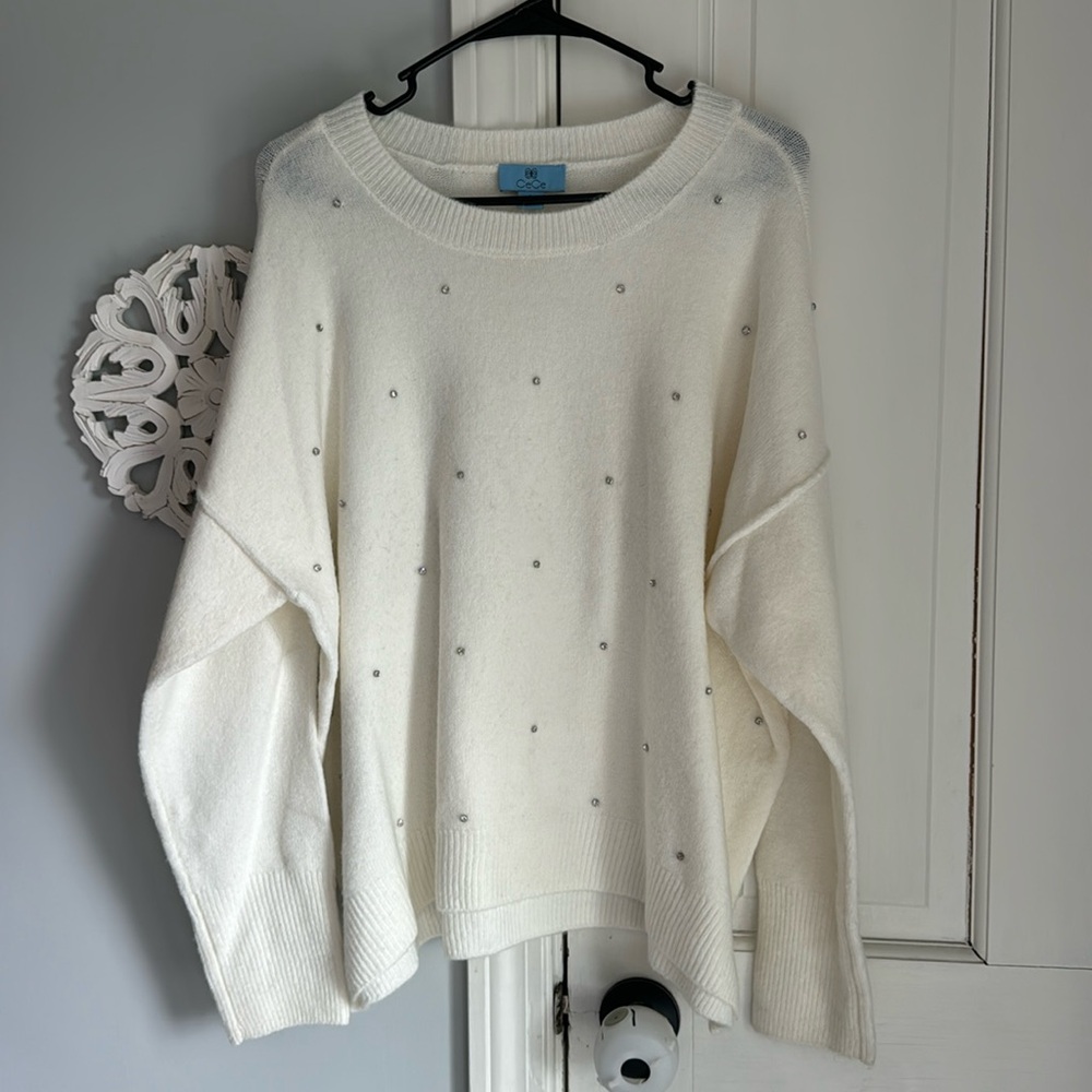 Cece Soft and Comfortable Sweater Size Large Cream